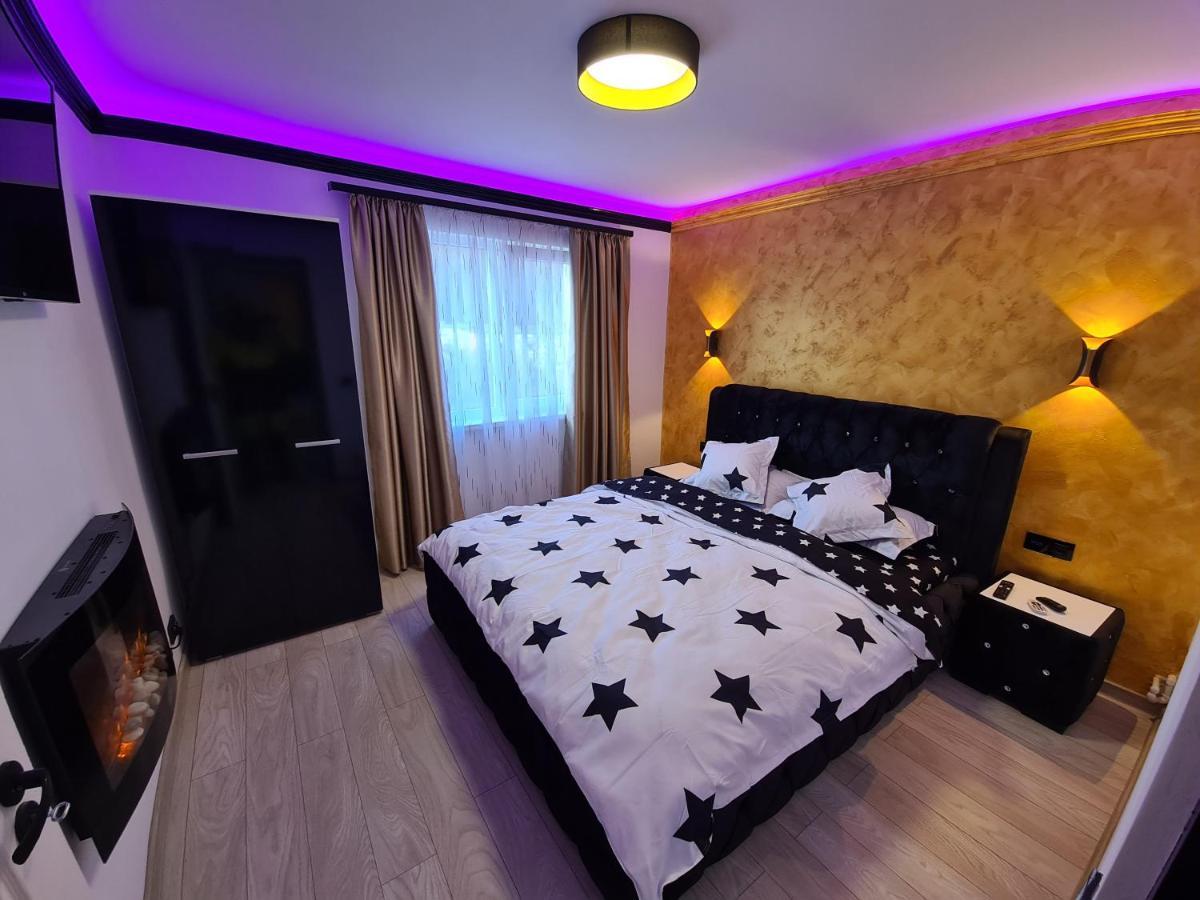 Diamonds House 2 Apartment Lupeni  ภายนอก รูปภาพ